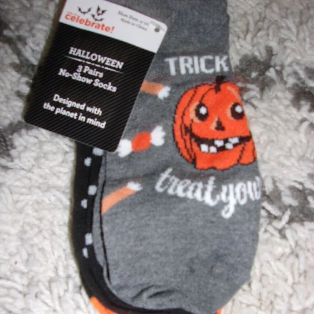 Women’s Halloween Trick or Treat No-Show Socks 3 pack size 4-10 New with tags